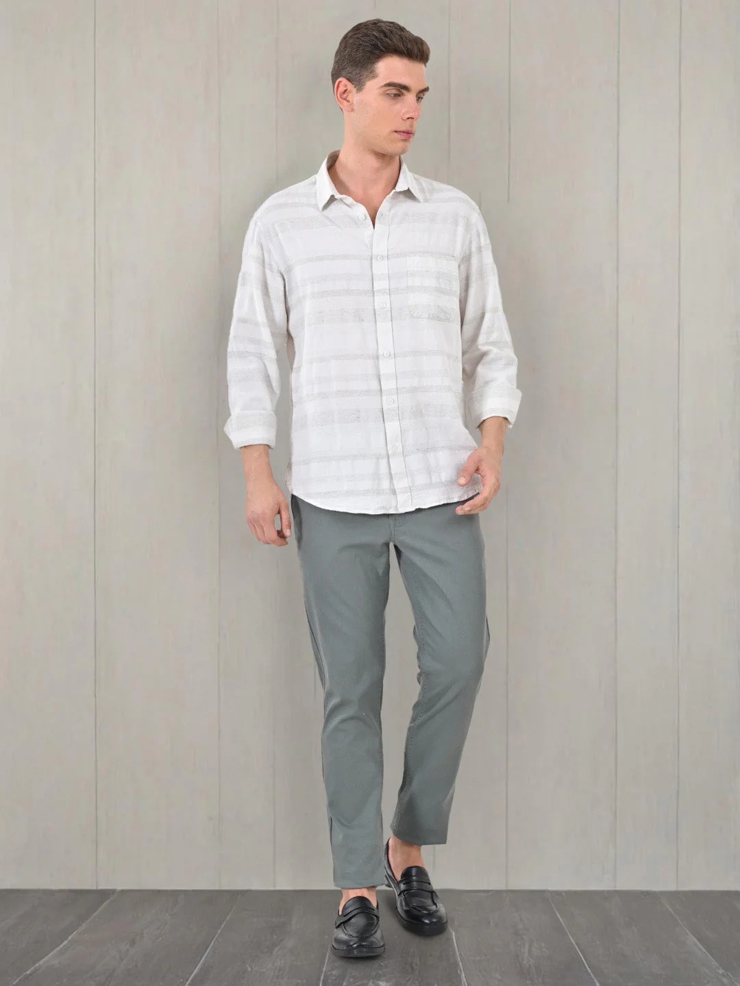 Indian Terrain Men's Regular Fit Full Sleeve Striped Off White Shirt